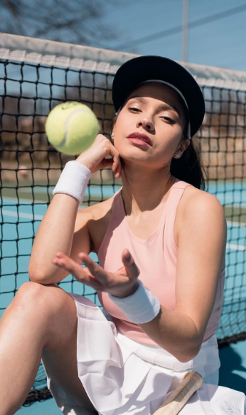 kelly playing tennis