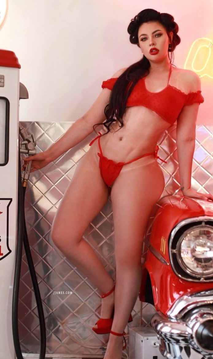 Laura diosa red bikini