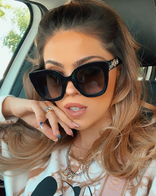 Estefania Ornelas with sunglasses